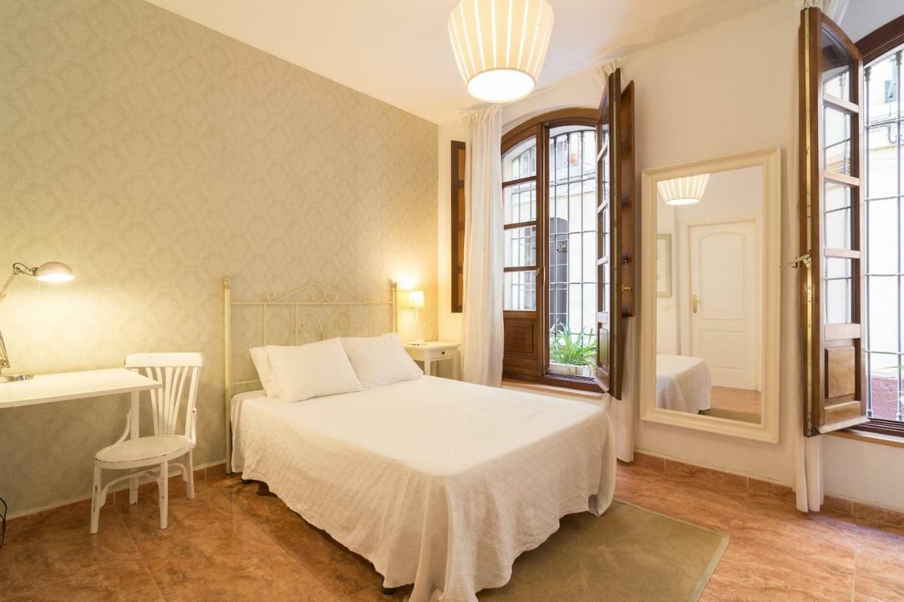 Lyrioshomes La Merced Centro Apartament